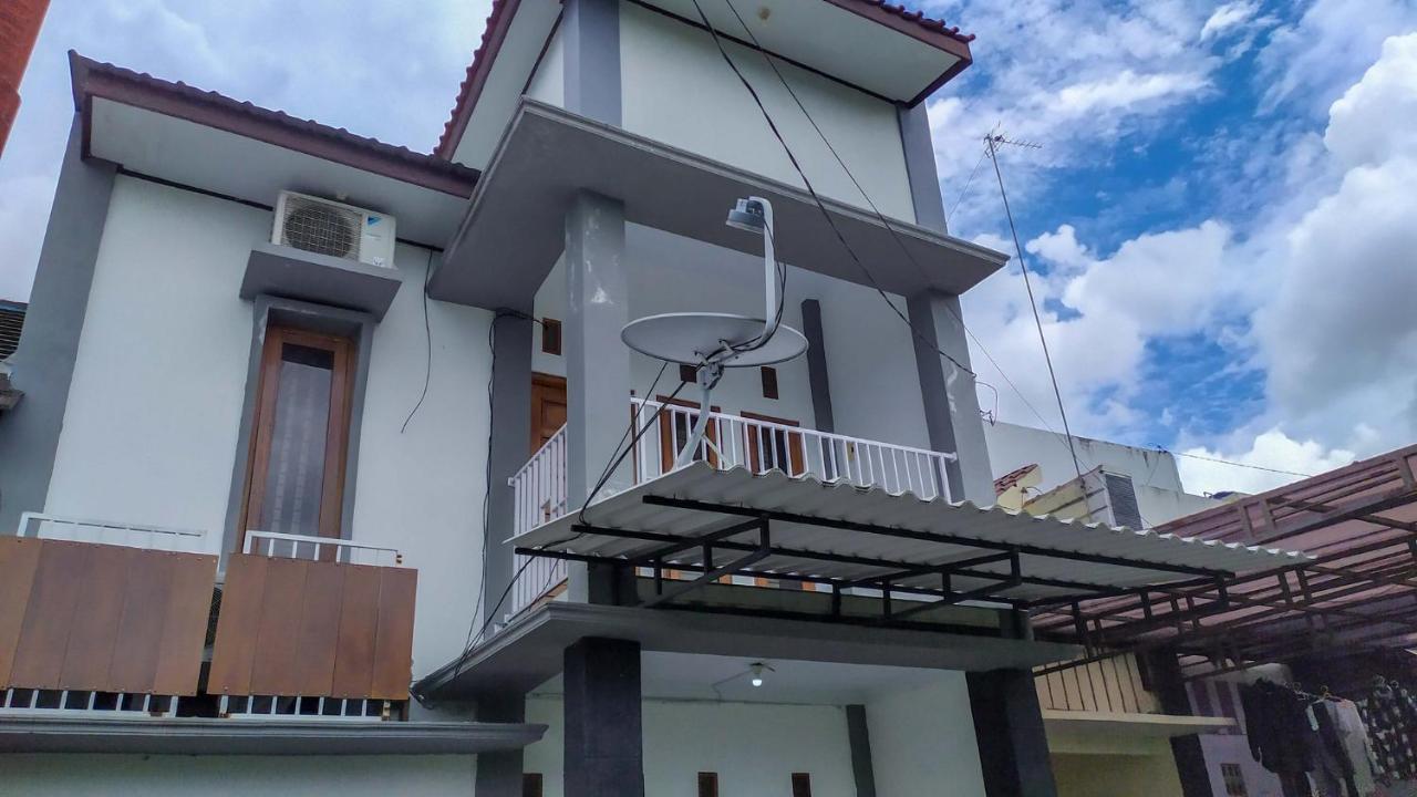 Hotel Omah Leren Mitra Reddoorz Near Gembiraloka Zoo Yogyakarta Exteriér fotografie