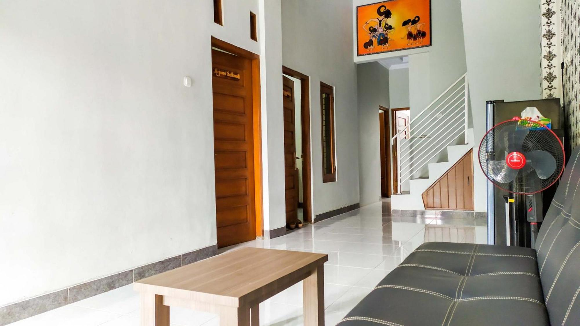 Hotel Omah Leren Mitra Reddoorz Near Gembiraloka Zoo Yogyakarta Exteriér fotografie